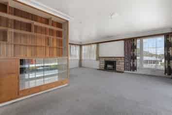 43 Smiths Road, Matua