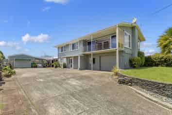 43 Smiths Road, Matua