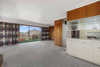 43 Smiths Road, Matua