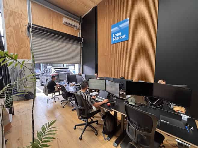 Renovated, ready and well-located