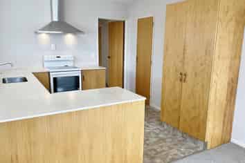 1/14 Momorangi Crescent, Redwood