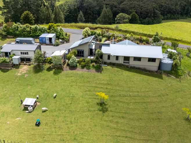355 Grove Road, Te Pahu