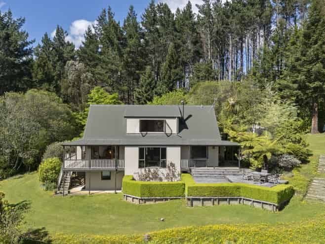 562 Turitea Road, Turitea