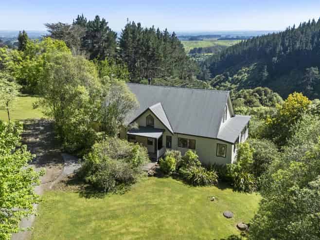 562 Turitea Road, Turitea