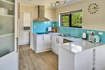 6a Otonga Way, Churton Park