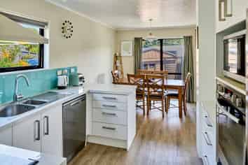 6a Otonga Way, Churton Park