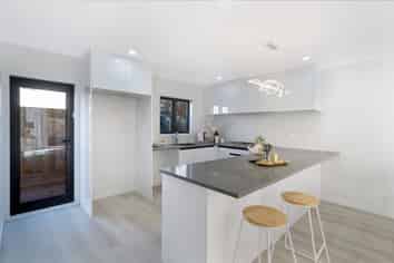 5B Aramutu Road, Hillsborough