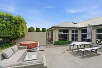 35 Mistral Road, Northwood