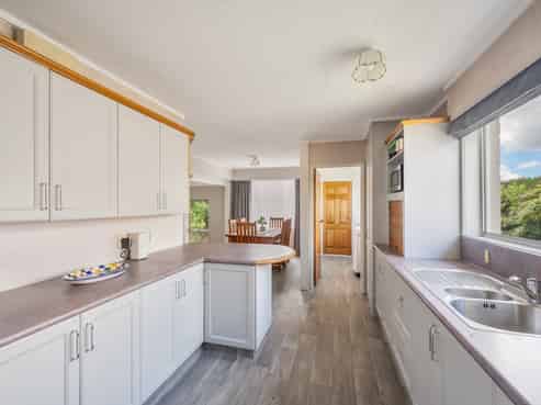 60 Flaxmere Avenue, Flaxmere