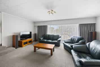 60 Flaxmere Avenue, Flaxmere