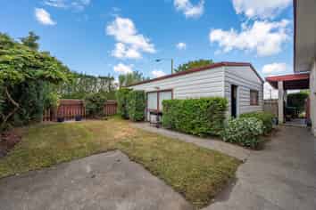 60 Flaxmere Avenue, Flaxmere