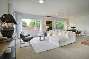 1008 Frederick Street West, Mahora