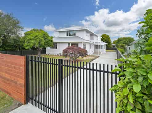 1008 Frederick Street, Mahora