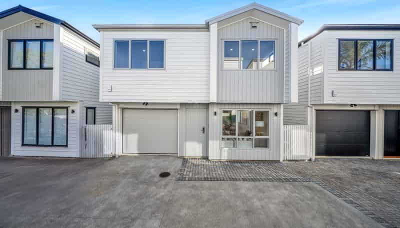 9D Glennandrew Drive, Half Moon Bay