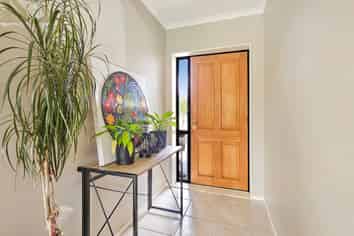 62 Hodgkins Street, Pukehangi