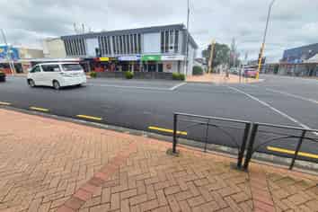 55M² RETAIL/OFFICE SPACE ON GREAT SOUTH ROAD
