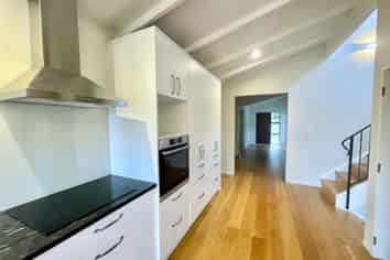 55 Robinson Road, Coatesville