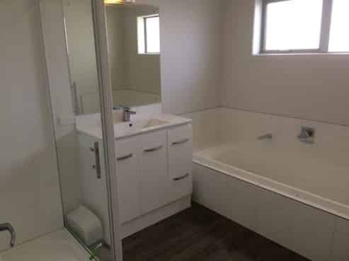 7 Mataraki Place, Wanaka