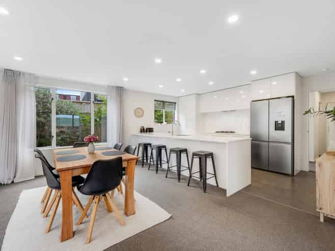 42A Moore Street, Howick