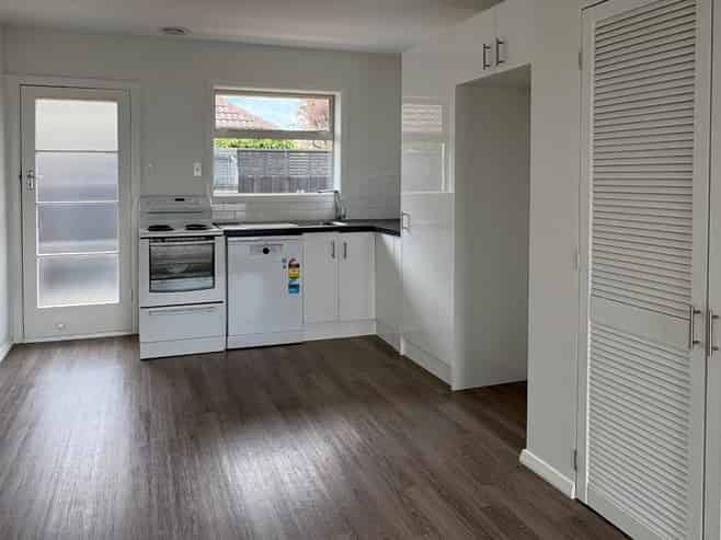 4/28 Aikmans Road, Merivale