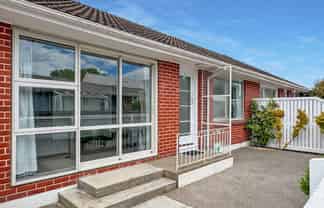 4/28 Aikmans Road, Merivale