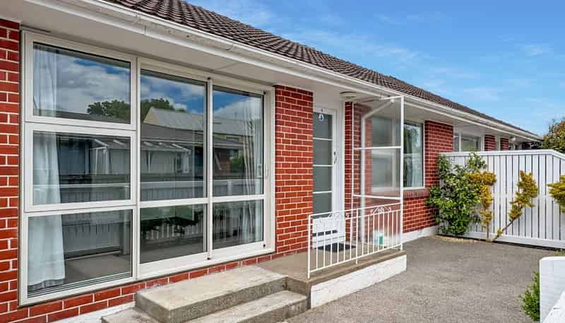 4/28 Aikmans Road, Merivale