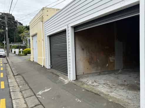 gR/2 Henry Street, Kilbirnie