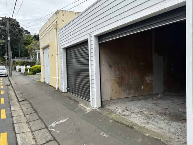 gR/2 Henry Street, Kilbirnie