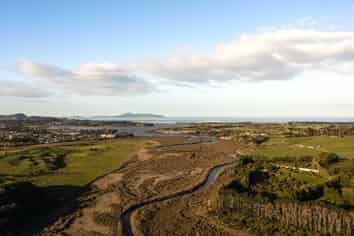 10 Wallbank Way, Mangawhai