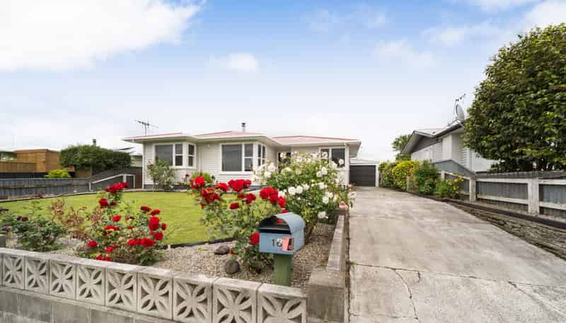 18 Karamea Crescent, Kelvin Grove