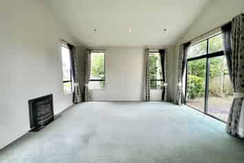 34 Baltersan Drive, Flat Bush