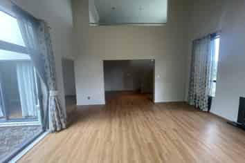 34 Baltersan Drive, Flat Bush