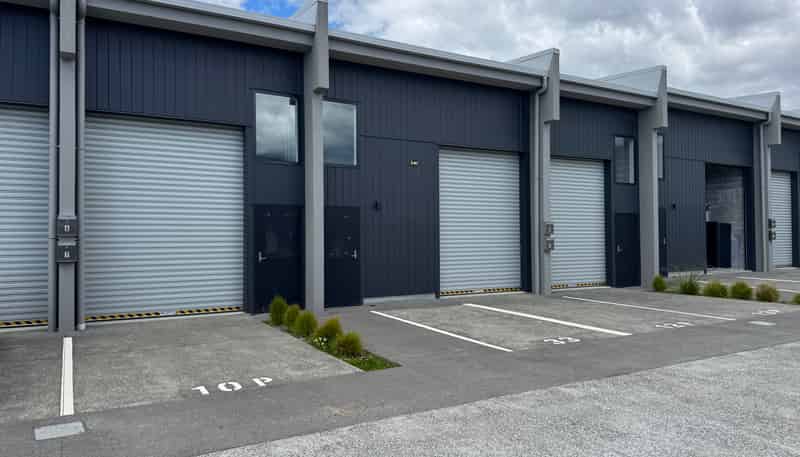 6/4 Spring Garden Avenue, Westgate