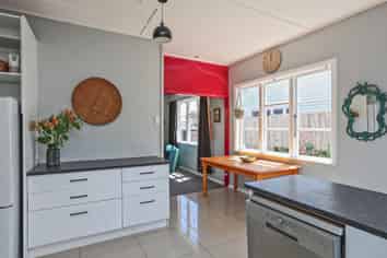 803 Tamatea Street, Mahora