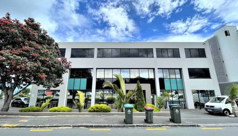 409 New North Road, Kingsland