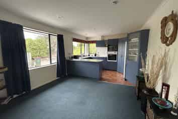 20 Win Place, Richmond