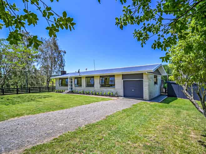 1655 Middle Road, Poukawa