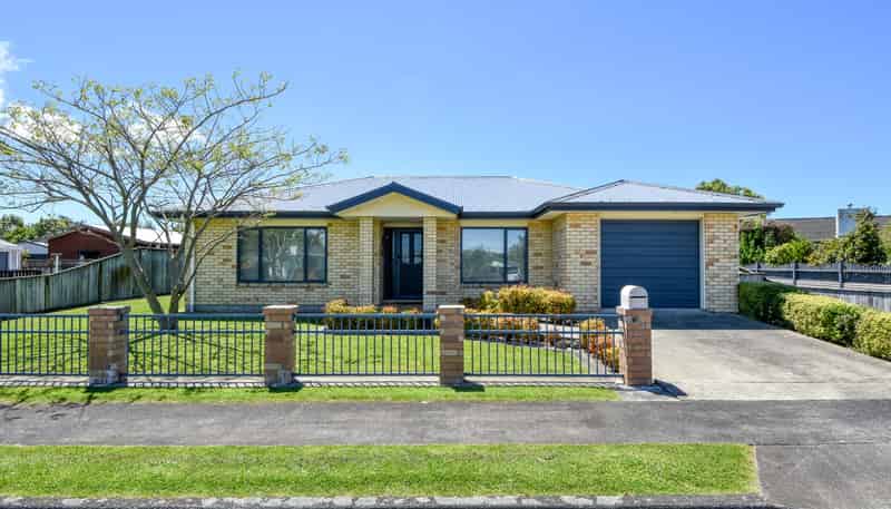 13 Seddon Street, Carterton