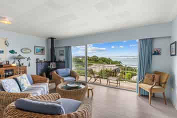 A/1156 Cove Road, Langs Beach