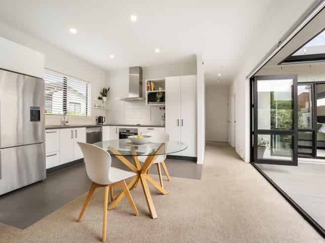 8 Saltmarsh Road, Hobsonville