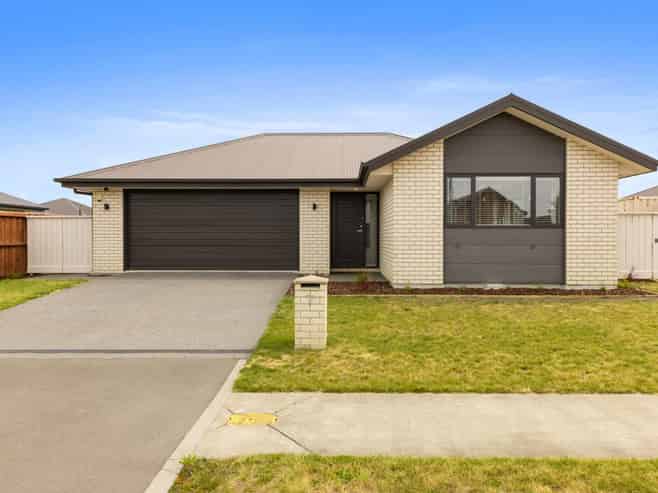 8 Longcot Drive, Rolleston
