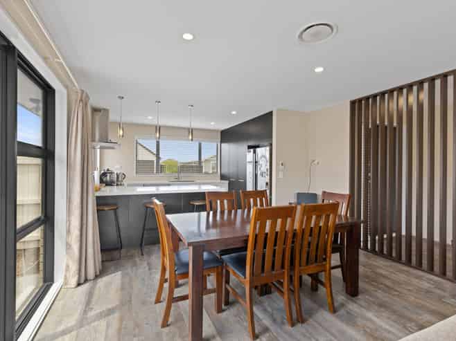 8 Longcot Drive, Rolleston