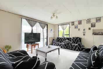 3/9 Ireland Place, Ranui