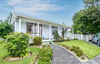 3/9 Ireland Place, Ranui