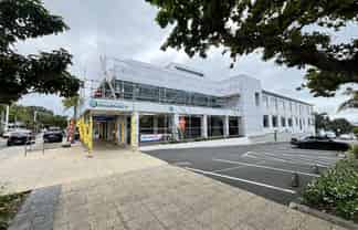 Premium first floor office suite