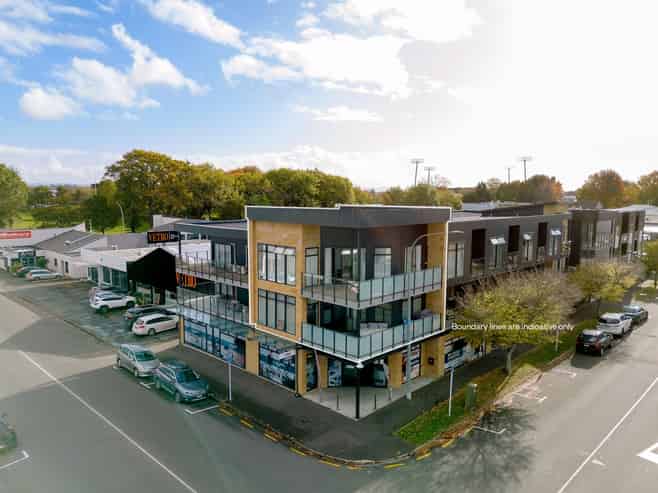 7/13 Vialou Street, Hamilton Central