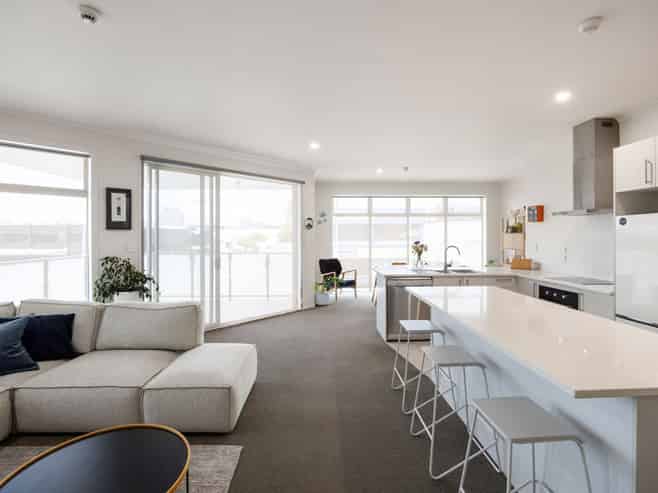 7/13 Vialou Street, Hamilton Central