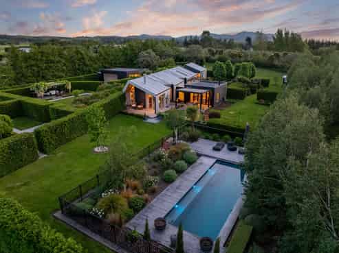 12 Campbell Drive, Martinborough