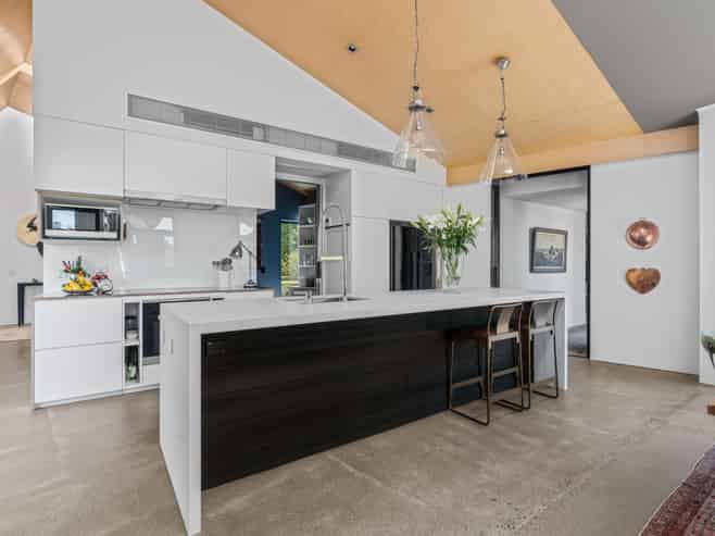 12 Campbell Drive, Martinborough