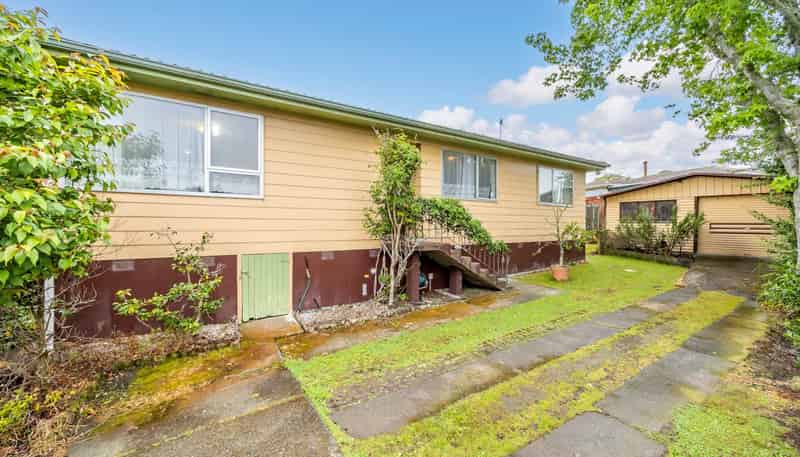 13 Clyma Place, Massey